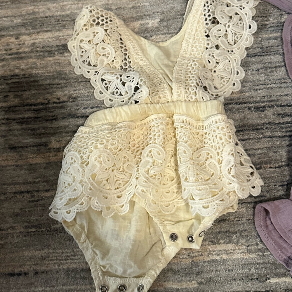 6 month Boho photo shoot outfit
